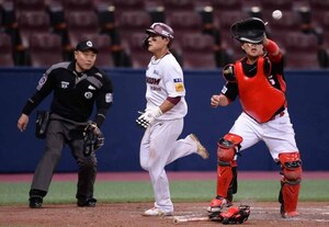 [SW포토]김태진,'상대 실책으로 동점 득점'