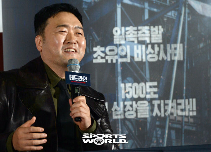 [SW포토] 배우 이준혁, '데드라인' 깨알재미 선사