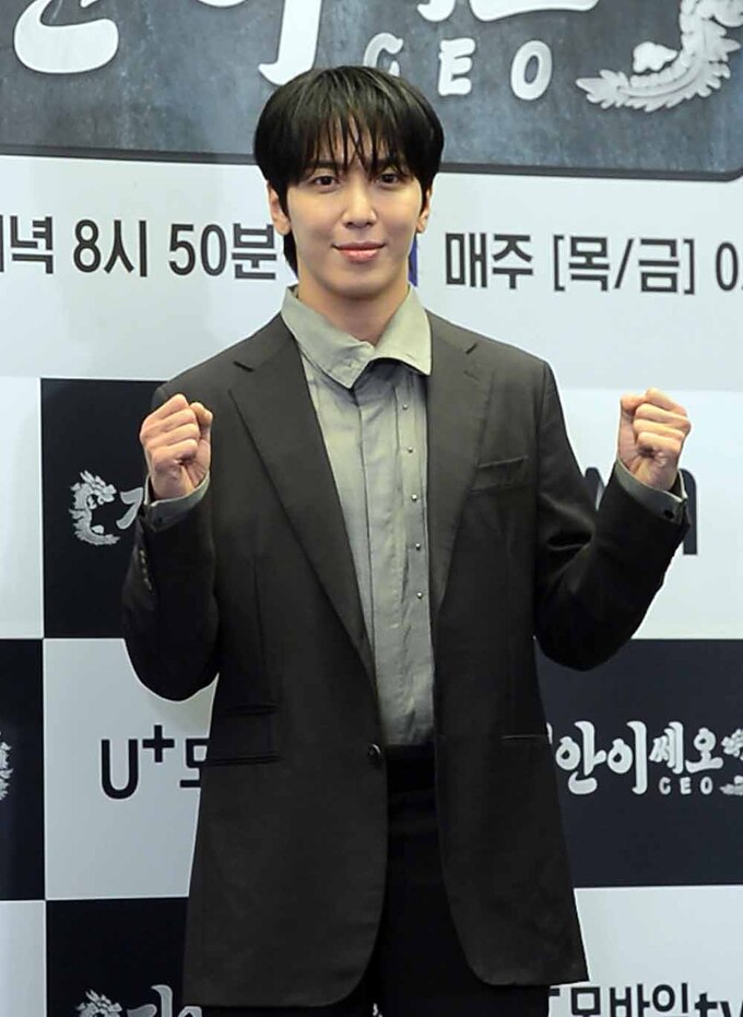 [SW포토]정용화,'기안이쎄오, 입사했습니다'