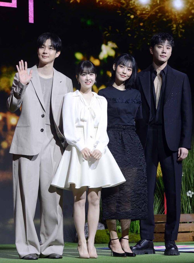 [SW포토]최우식-박보영-전소니-이준영,'멜로무비 주역들'
