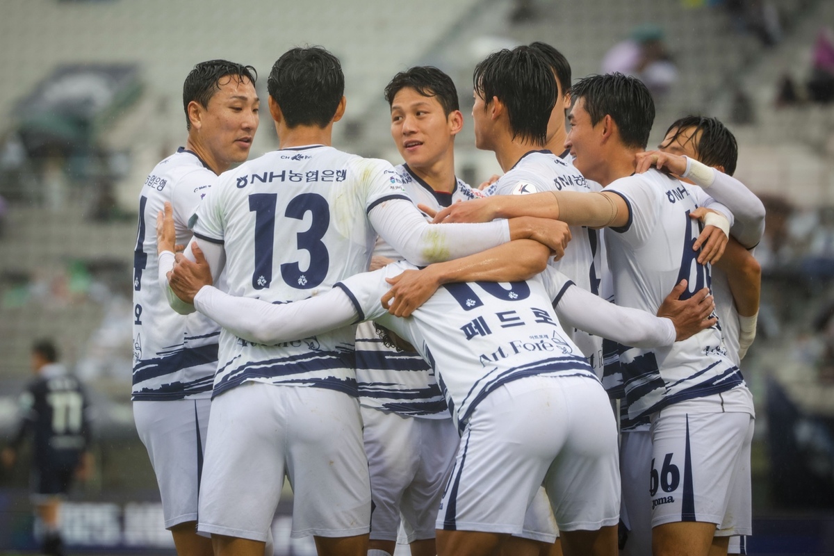반등의 청신호…충북청주FC, 서울 이랜드 FC에 2-0 승리