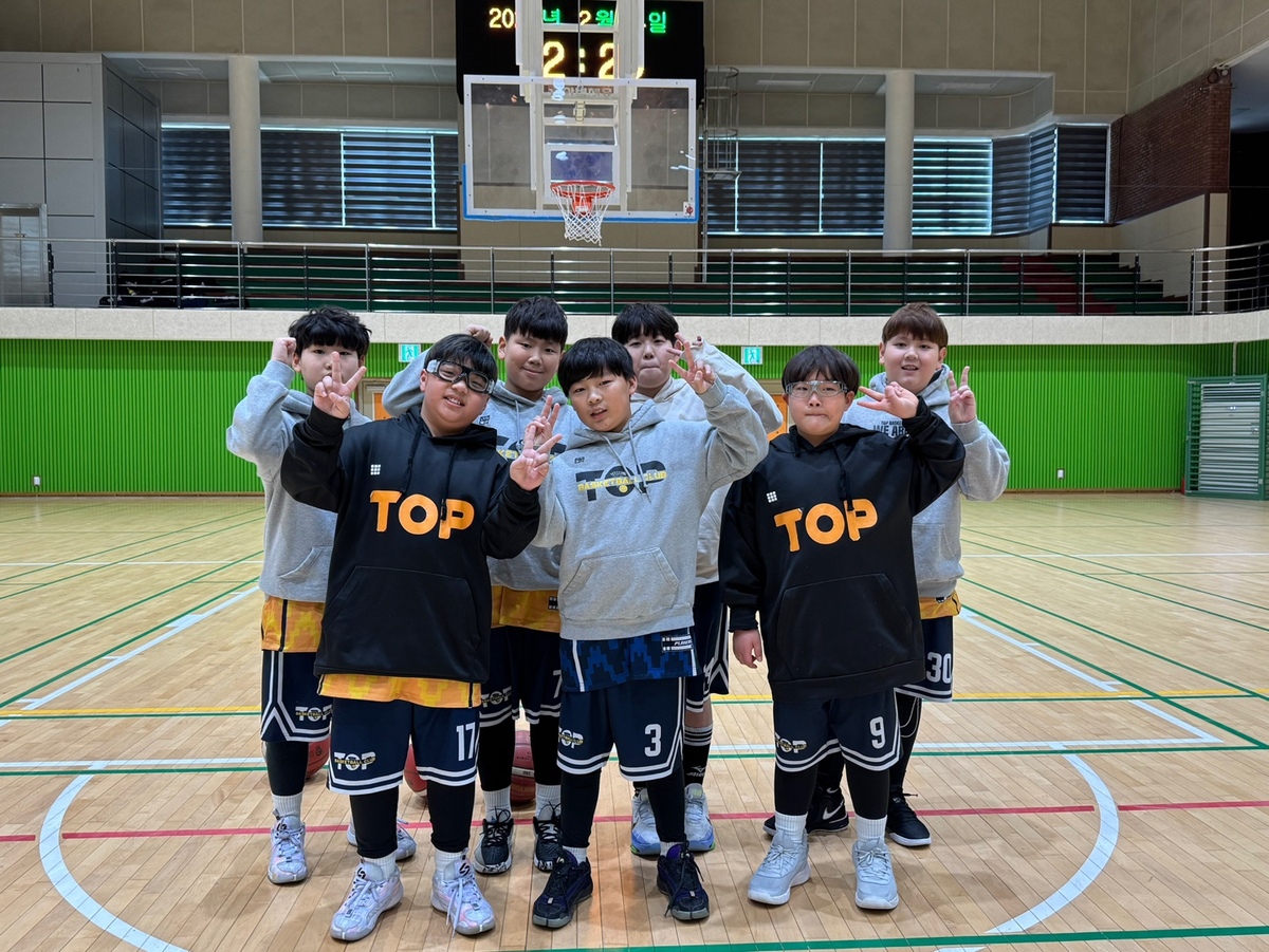 ‘천하장사 7인의 농구 도전기’ 안산 TOP U11, 공식대회 첫 승 신고!