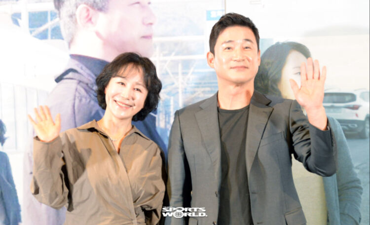[SW포토] 전노민-정윤서, 영화 '영동선' 많은 홍보 부탁해요