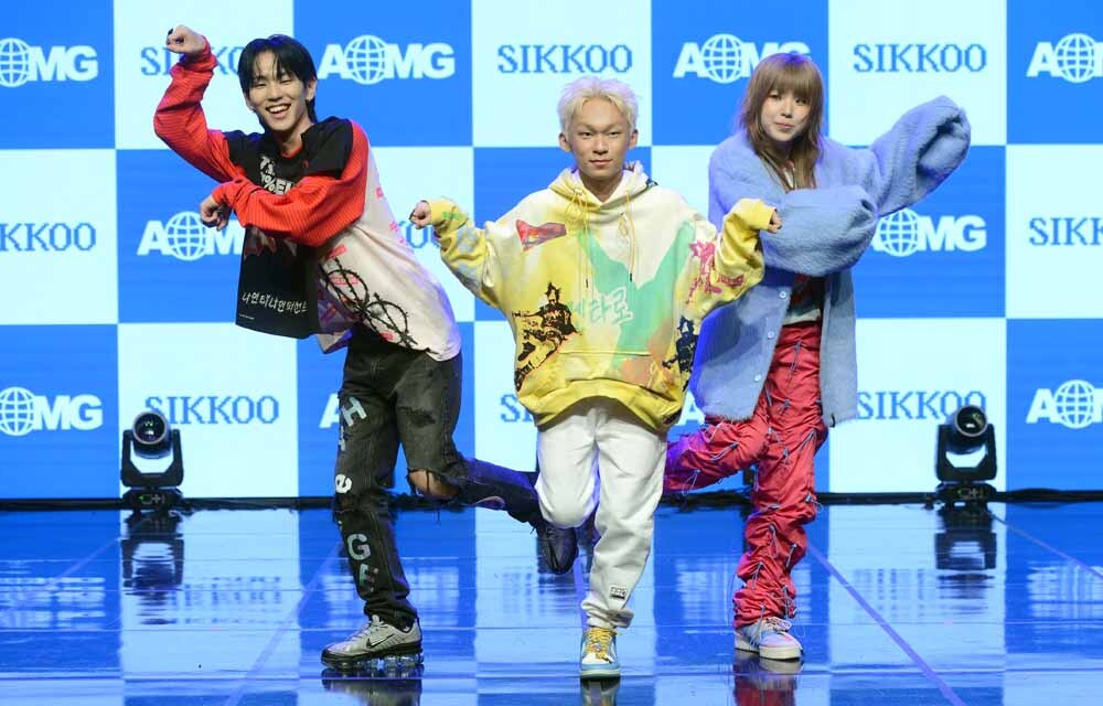 [SW포토]신나는 리듬, 뼈 있는 가사의 힙합그룹 식구