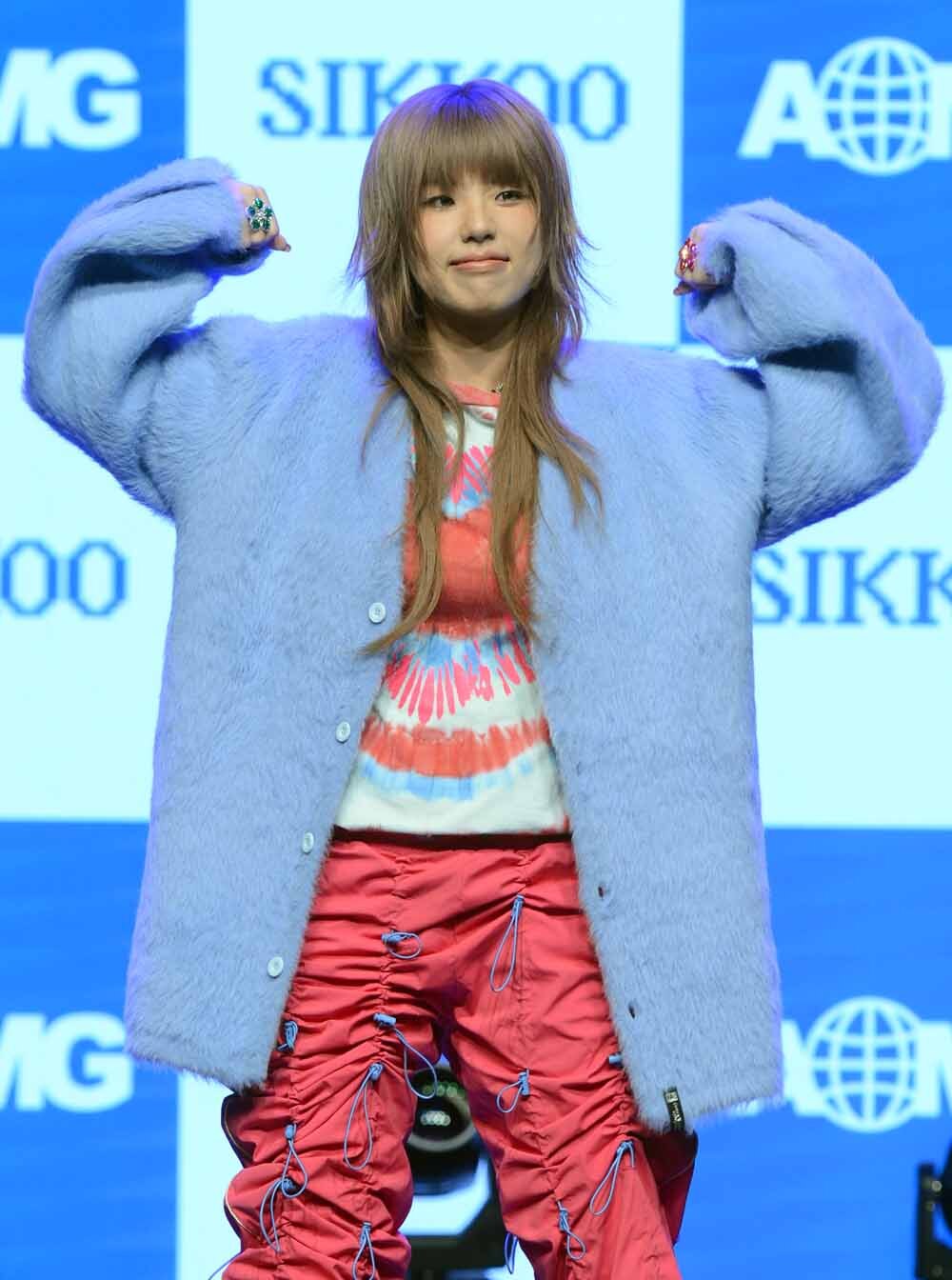 [SW포토]힙합그룹 식구의 200