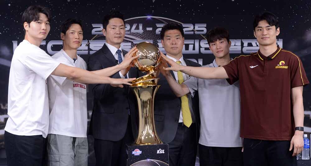 [SW포토]2024-2025 KCC프로농구 챔피언결정전 미디어데이