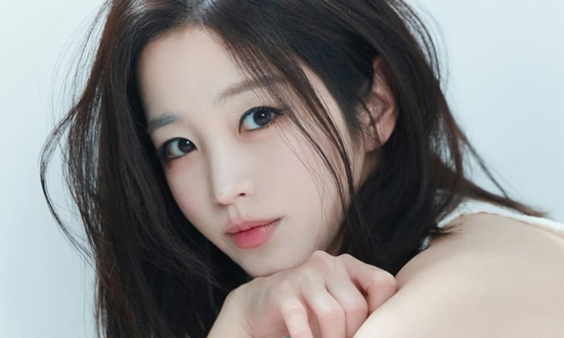 ‘마약 자수’ 김나정, SNS 활동 재개