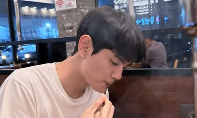 '이병헌 아역' 김강훈 무대인사 못한 이유는?