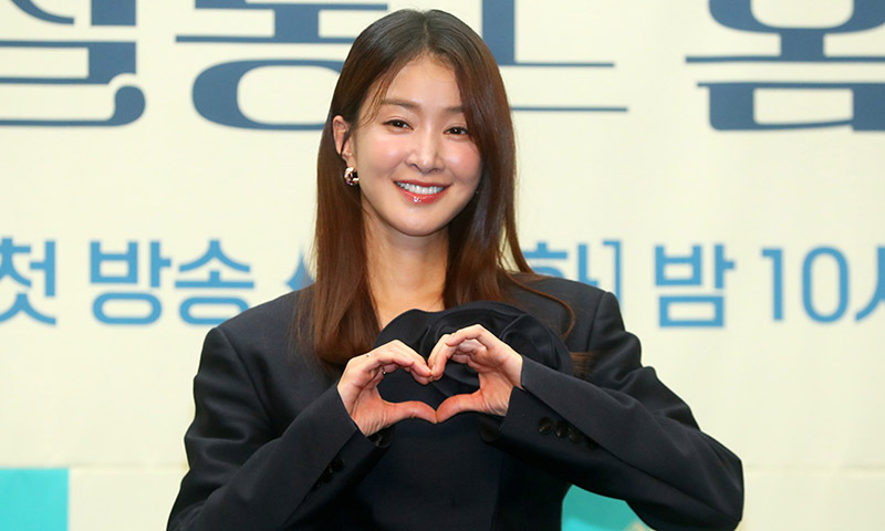 이시영, 임신 고백 게시물 결국 삭제
