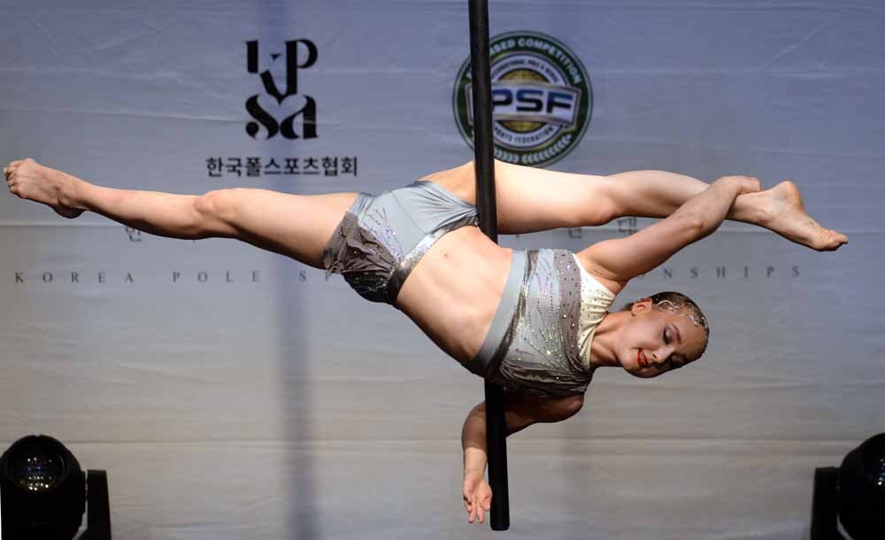 [SW포토]아름다운 아티스틱폴 연기
