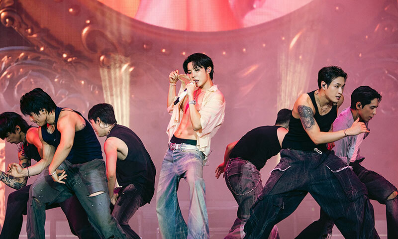 제이홉, 롤라팔루자 헤드라이너로 우뚝