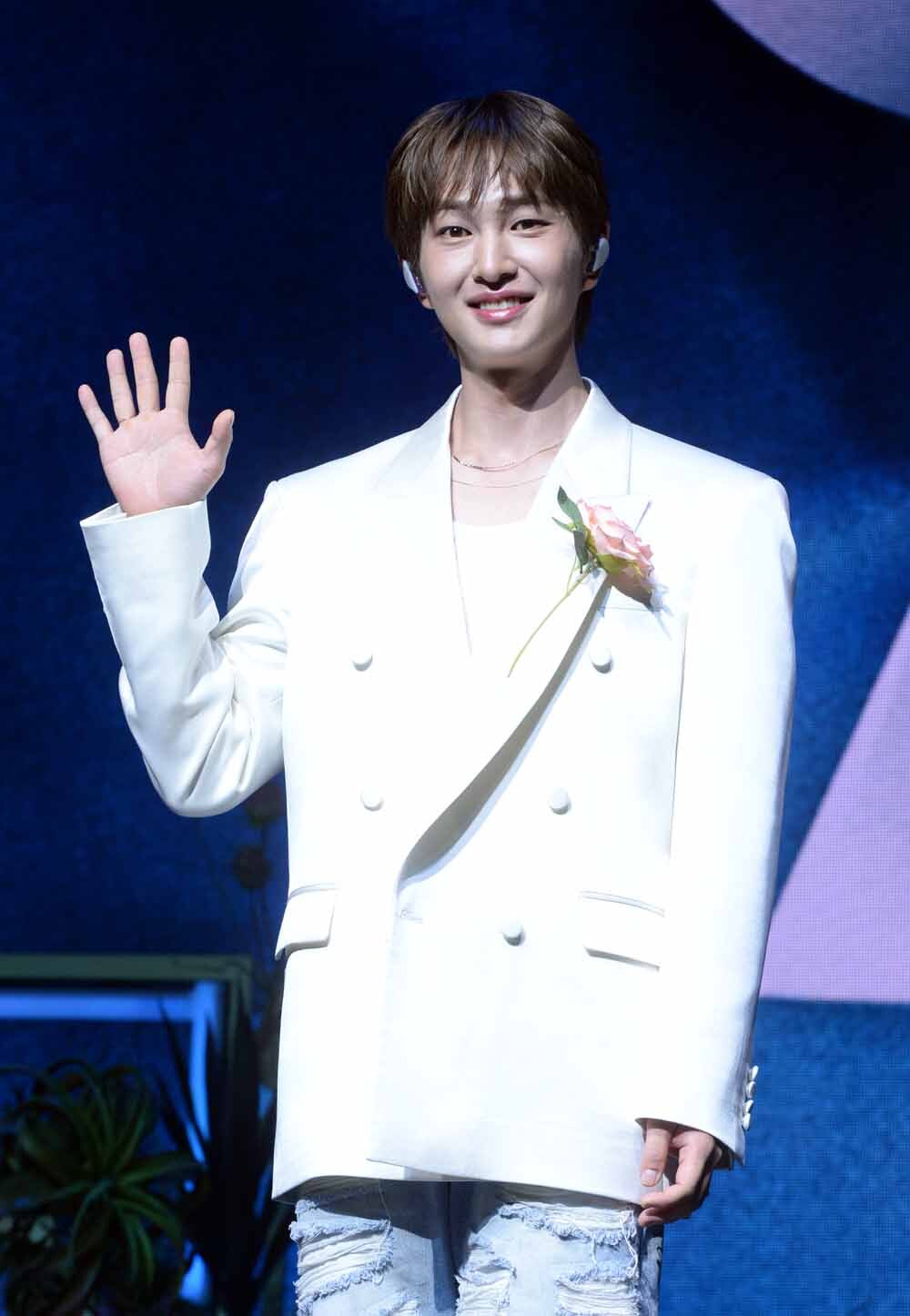 [SW포토]샤이니 온유 신곡 발표