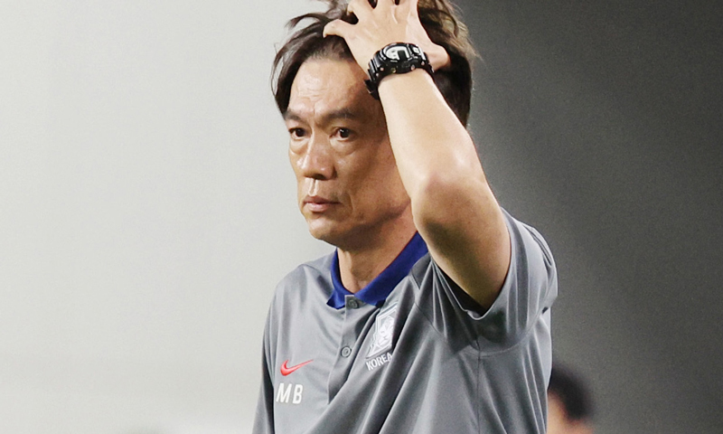 &${esc.h}34;아쉽지만 충분히 잘했다&${esc.h}34;… 패배에도 팀 감싼 홍명보  