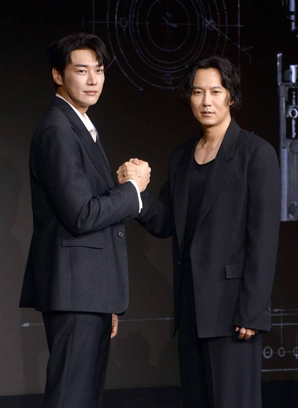 [SW포토]손 맞잡은 김영광과 김남길