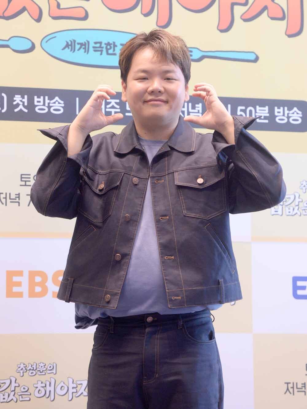 [SW포토]준빈하트!