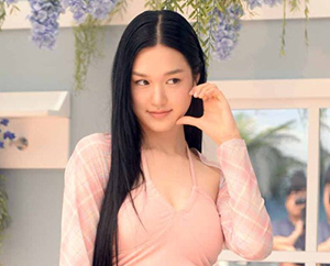이수현,'상큼한 볼하트'