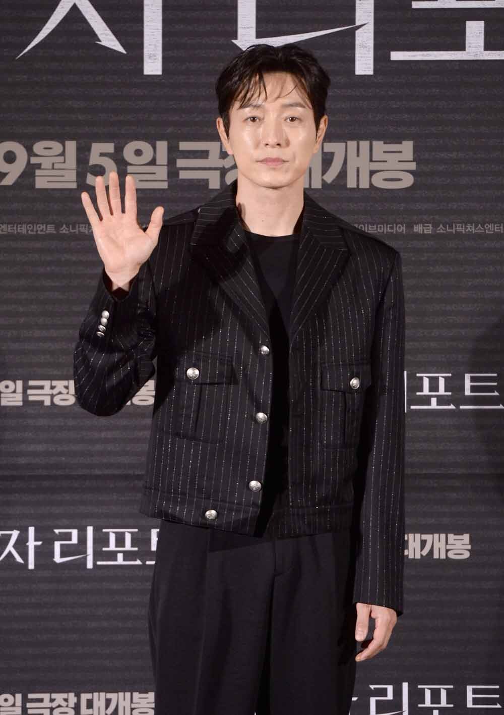[SW포토]정성일,'흥행보증 조여정과 함께 했습니다'