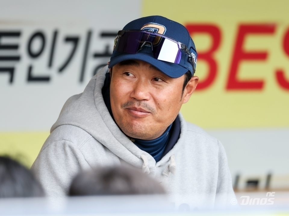 [토크박스] “벌써 한화야?”… 빠르게 다가올 ‘독수리’ 손아섭의 창원 방문, 옛 감독이 건넨 따뜻한 미소