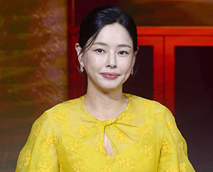 이하늬, '애마 위해 제작발표회 참석'