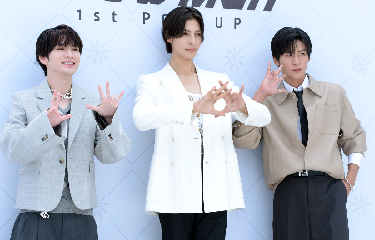 [SW포토] 시그니쳐 포즈 취하는 스노우맨