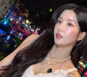권은비, 눈부신 비주얼