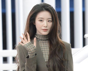 손인사하는 아이들 슈화