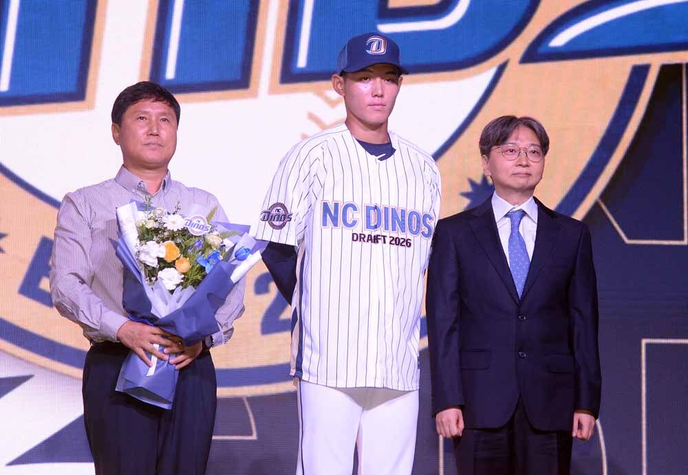 [SW포토]NC에 지명된 신재인