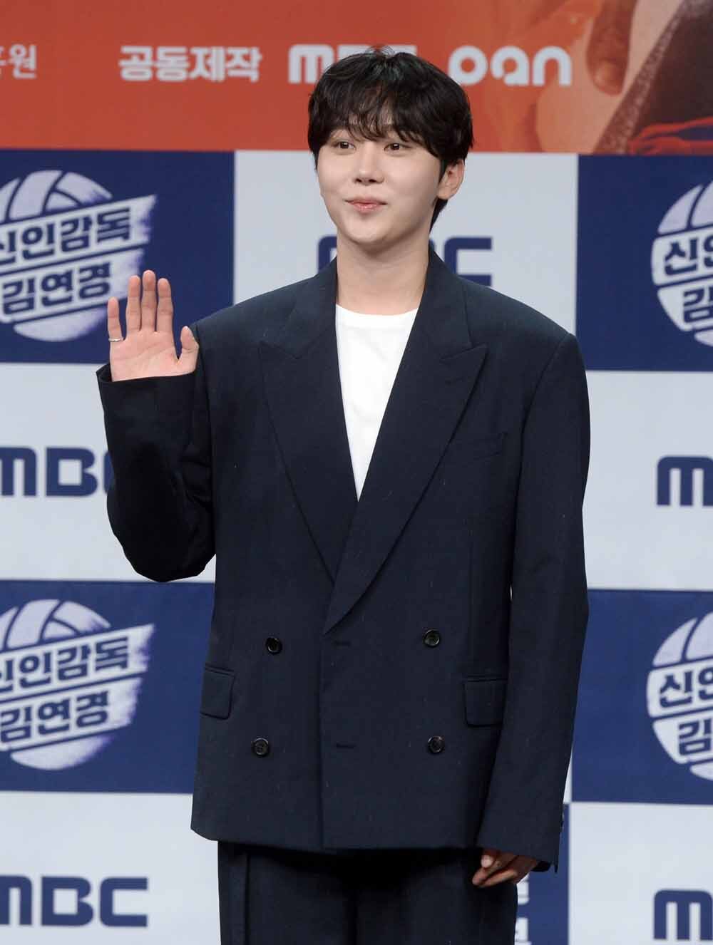 [SW포토]부승관,'배구 매니저 되다'