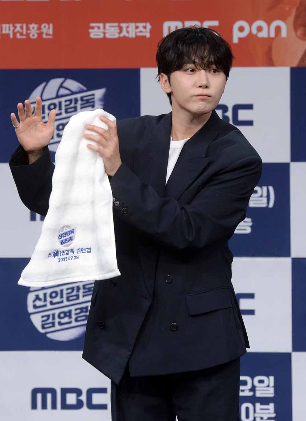 [SW포토]원더독스 매니저 부승관