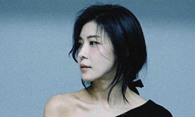 하지원, 아이돌 뺨치는 슬렌더 몸매