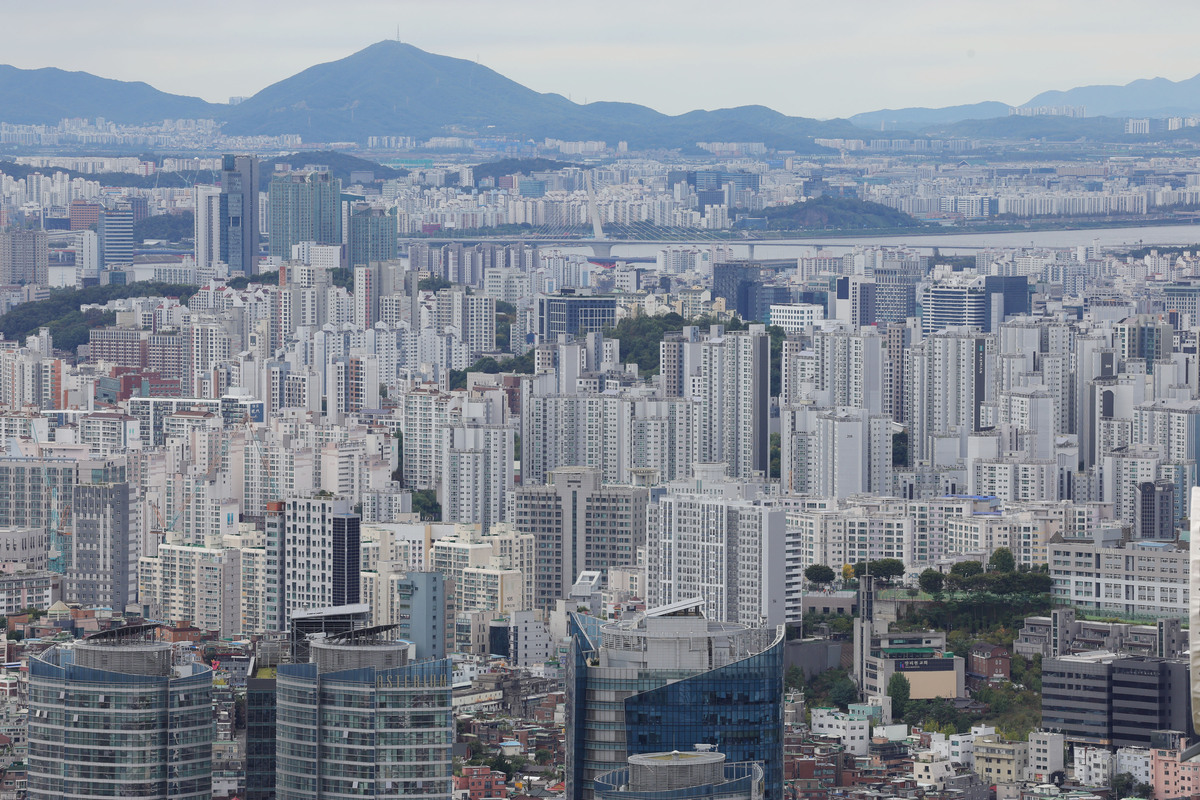 주담대 조이고, 12개 지역 토허제... 李정부 3차 부동산 대책 발표
