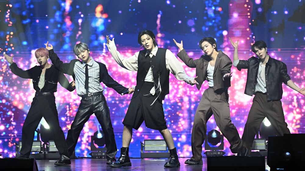 [SW포토]위아이 미니 8집 쇼케이스