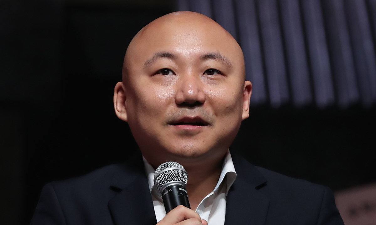 주호민 “법이 약자 편에 설 기준 마련되길”