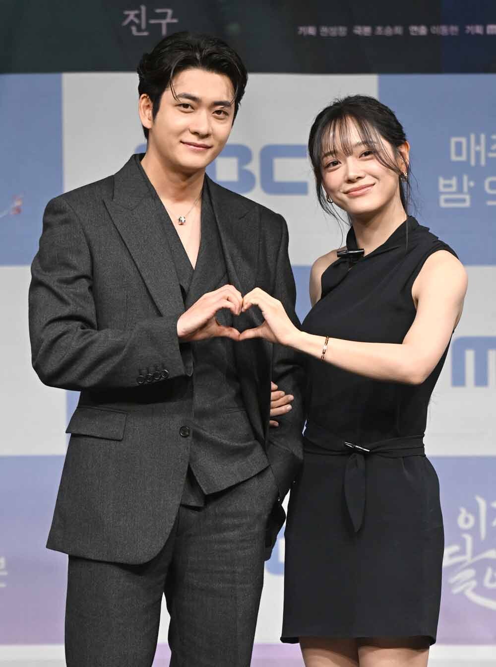 [SW포토]강태오-김세정,'로코퀸과 로코킹'