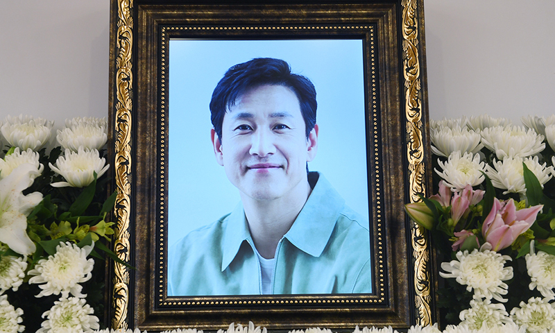 이선균 수사정보 외부 유출 전직 경찰관, 징역 3년 구형