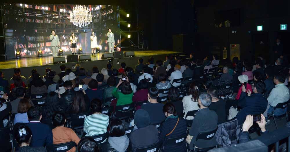 [SW포토]열창하는 아르텔 뮤지컬 플레이어스