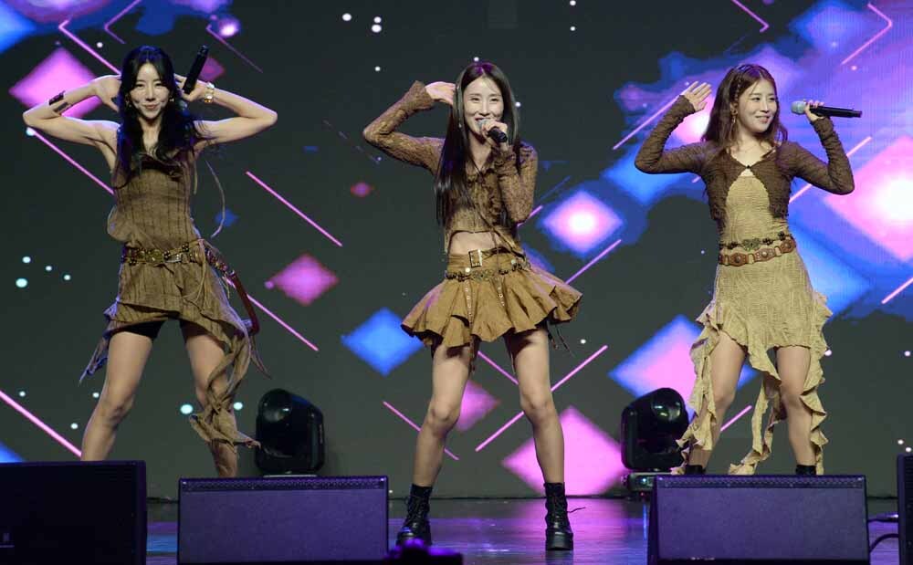 [SW포토]오로라,'인기 비결은 관객들과의 호흡'