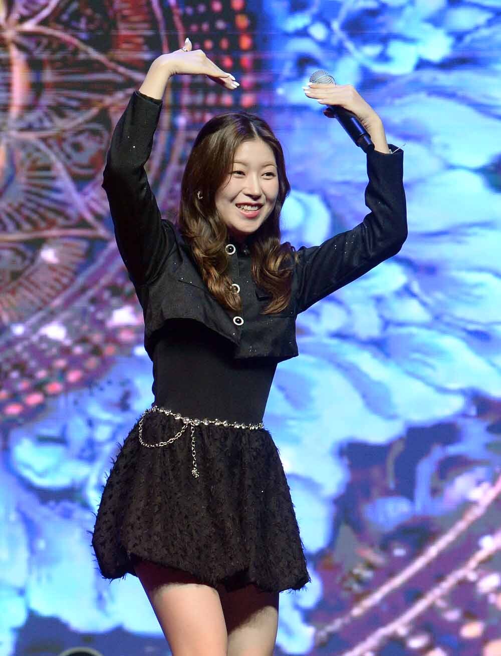 [SW포토]가수 성민지,'사랑합니다'