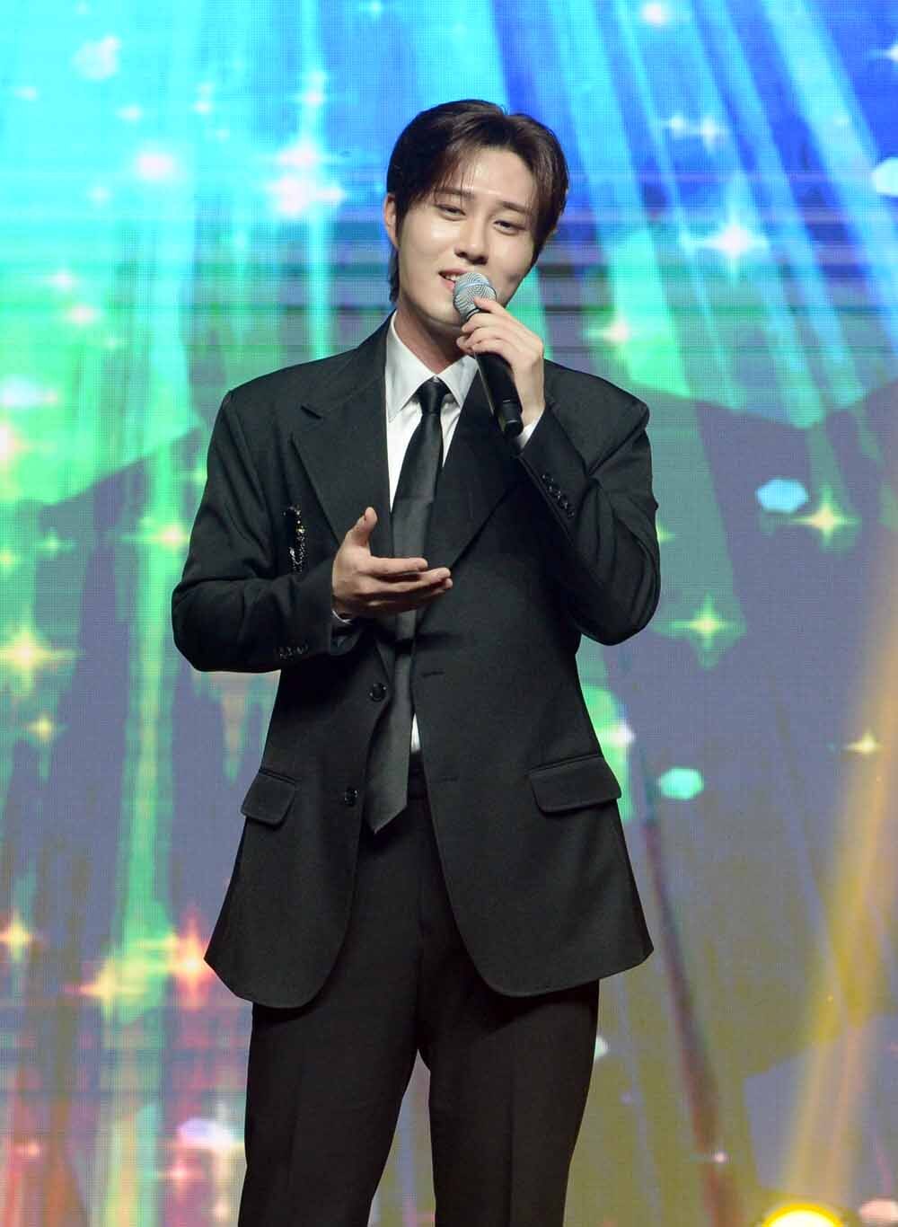 [SW포토]'성공할 상' 가수 유민