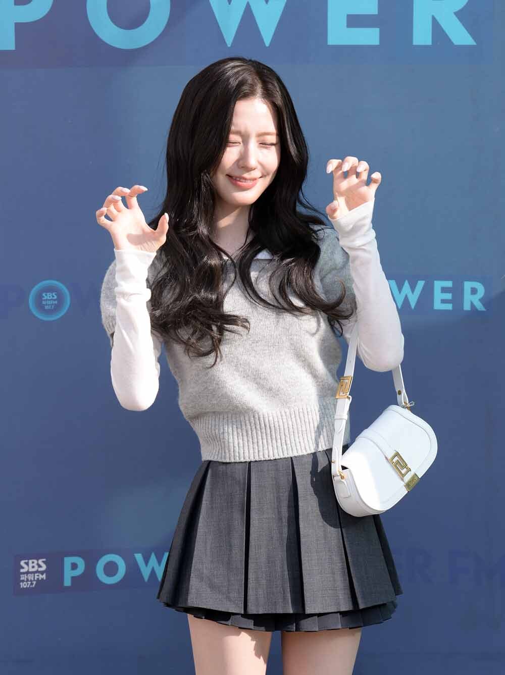 [SW포토]아이들 미연,'야옹'