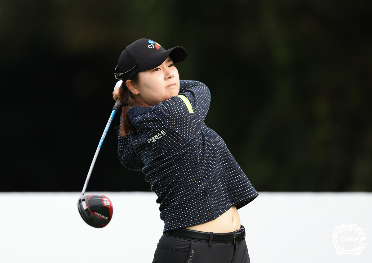 ‘왕중왕전’서 웃은 상금왕 홍정민, 위믹스 챔피언 제패… 우승상금 3억원 품었다