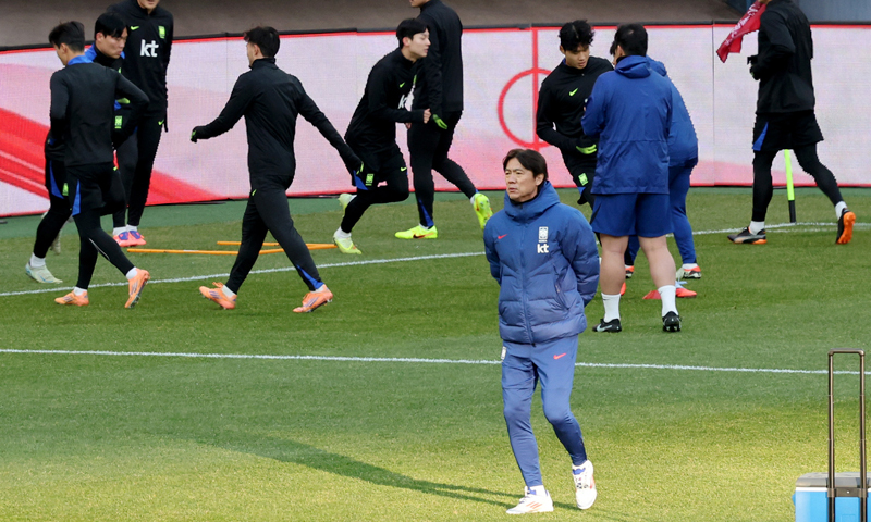 가나전 앞둔 홍명보호, 체감온도 0.7도, 강추위 속 맹훈련