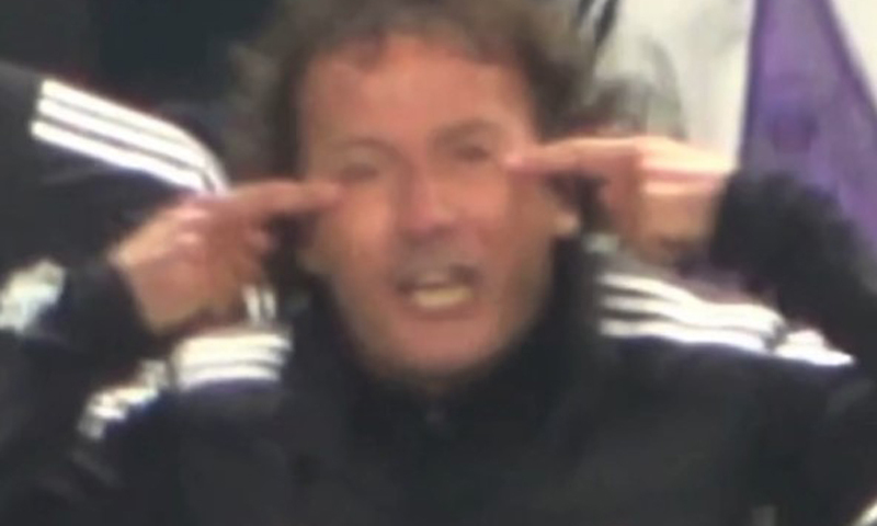 '인종차별 논란' 전북 타노스 코치, 출장정지 5경기·제재금 2000만원