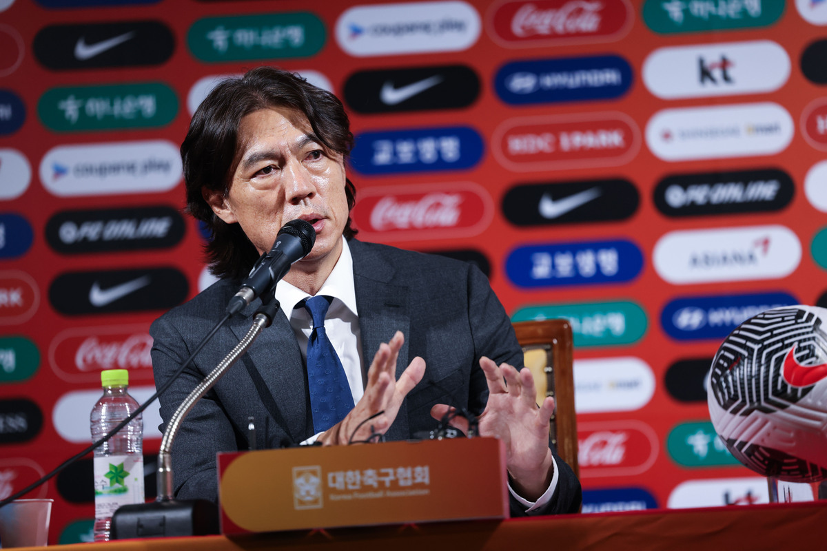 홍명보호 1기와 2기… 10년의 세월은 무엇을 바꿨나