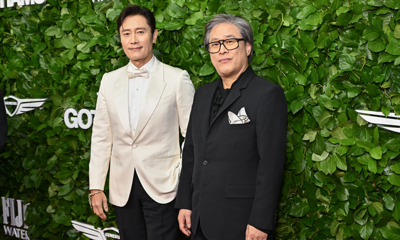 박찬욱 '어쩔수가없다' 고섬시상식 무관