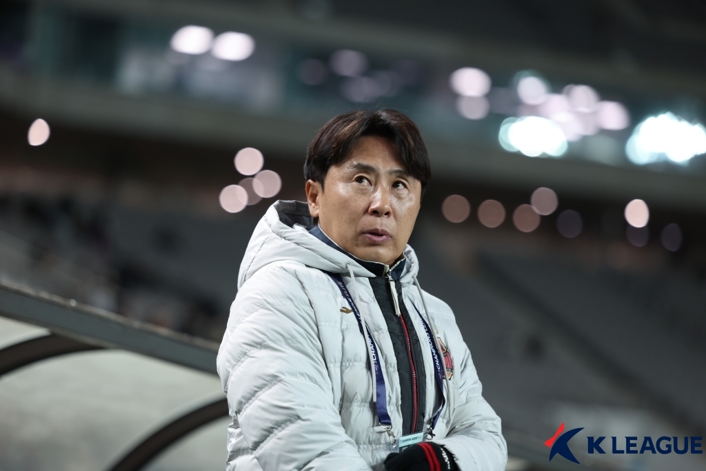 “한국 선수와 다르게 2년 동안 많이 피곤했다…이 모습을 다른 선수들도 배우길” 린가드를 향한 김기동 서울 감독의 굿바이