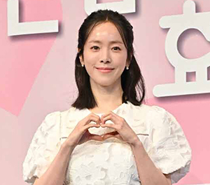 배우 한지민,'오랜만에 뵙네요'