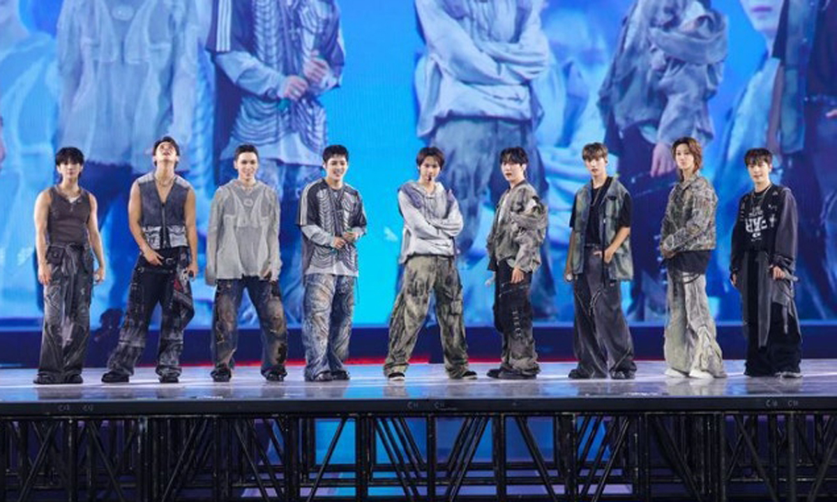세븐틴, 홍콩 최대 스타디움 재입성…7만3000석 매진