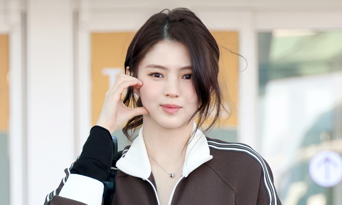 배우 한소희, 꾸안꾸의 정석