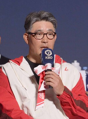 [SW포토]SSG 이숭용 감독,'올해 목표는'